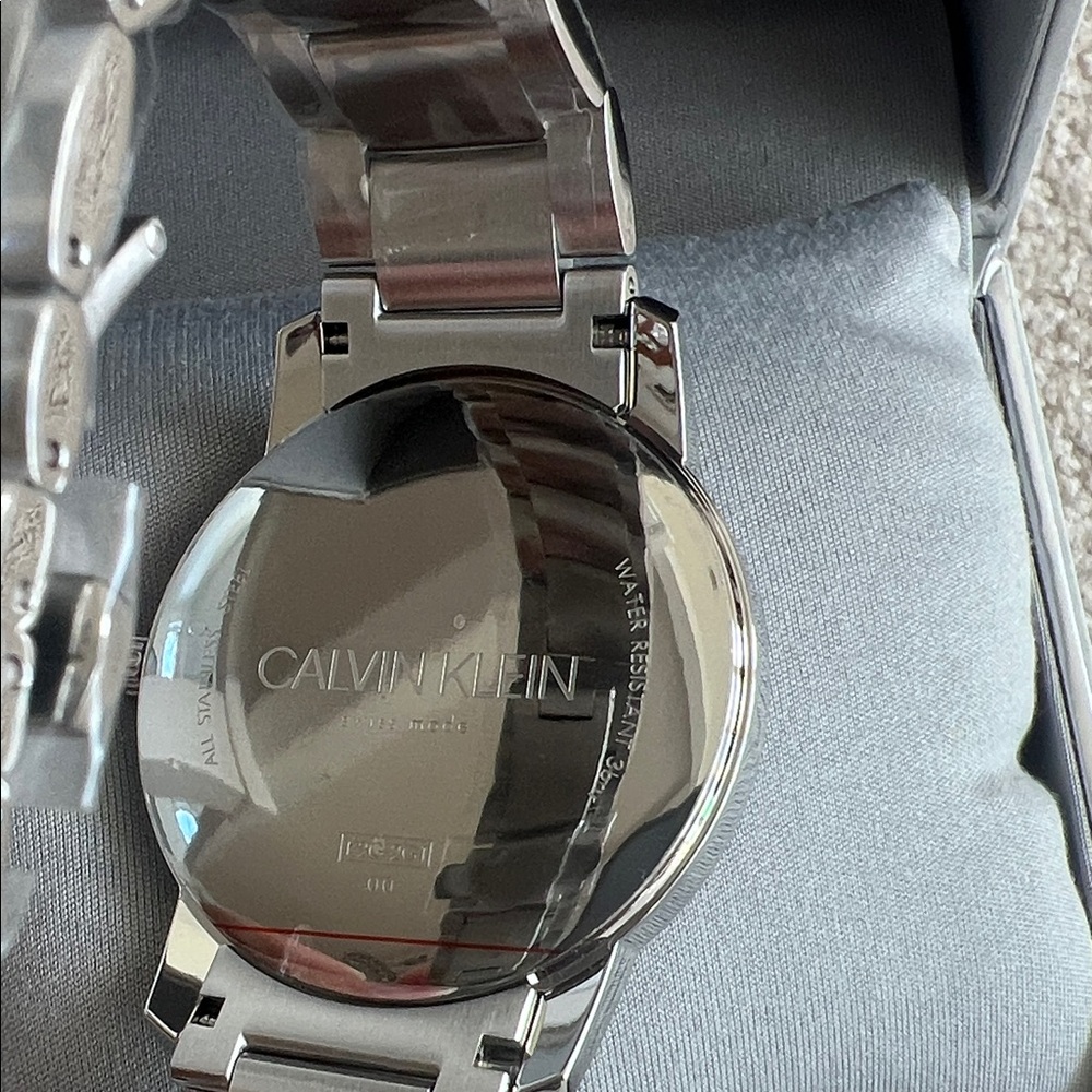 Calvin Klein White and Silver Men's Watch 40mm stainless steel band - Picture 5 of 6